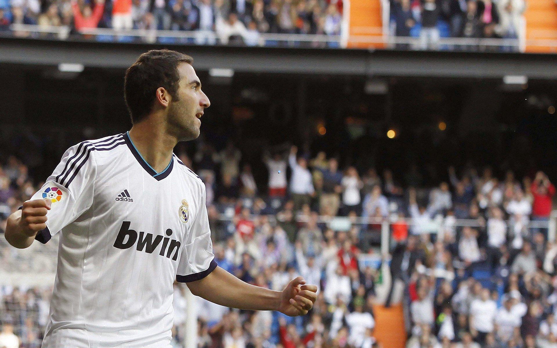 海星直播-周五法甲焦点对决，巴黎圣日耳曼主场强势迎战里尔